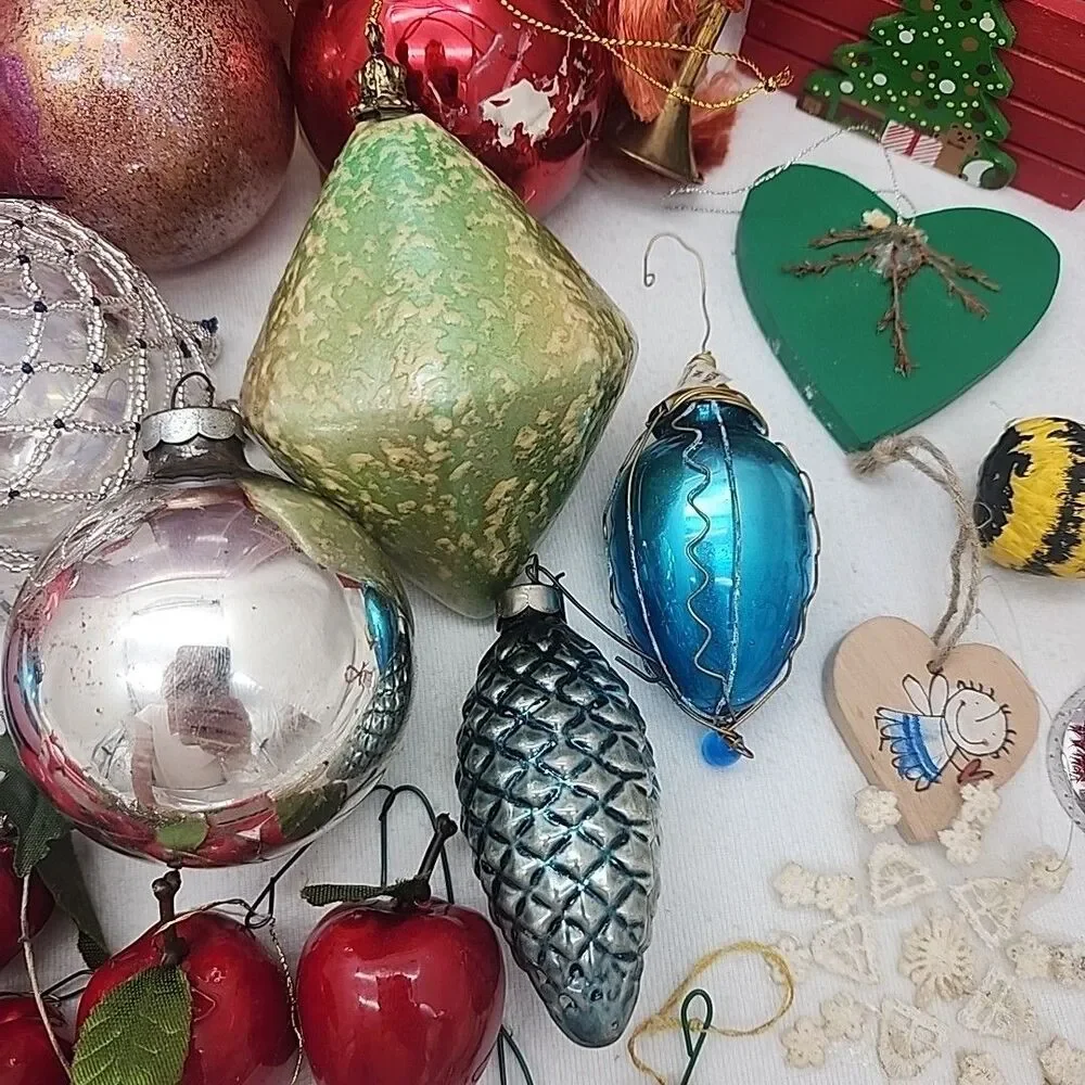 Many ornament christmas